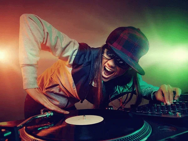 Dj Profile